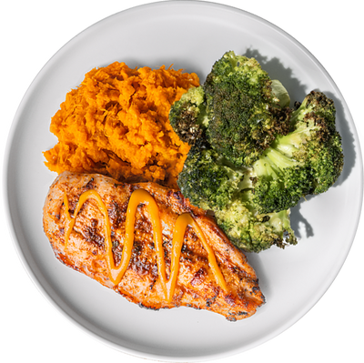 19 - Pollo a la Parrilla Paleo --- con Puré de Camote, Brócoli y Salsa Agria (GF)